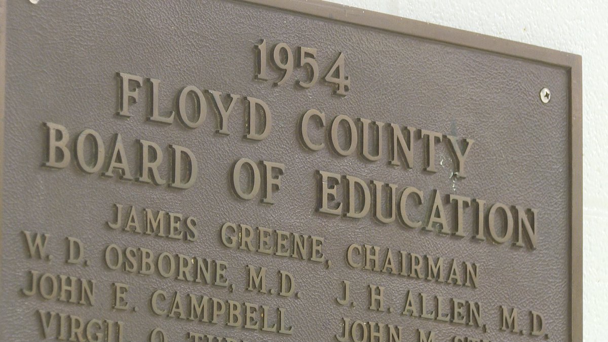 Floyd County students, parents, and teachers excited to receive free