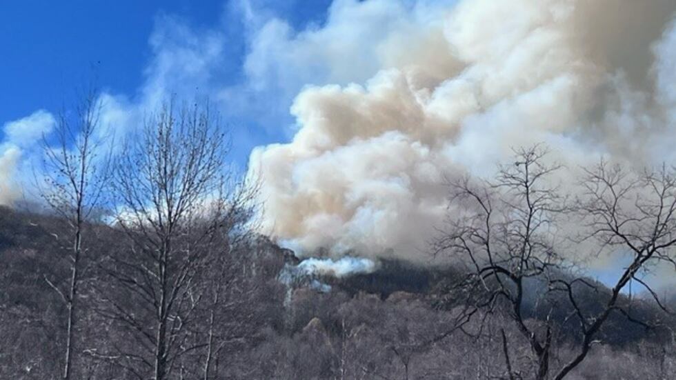 Renegade Mountain wildfire in Cumberland County prompts evacuation