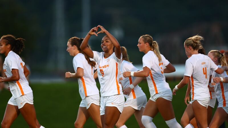 KNOXVILLE, TN - August 17, 2023 - Forward Kameron Simmonds #9 of the Tennessee Lady Volunteers...