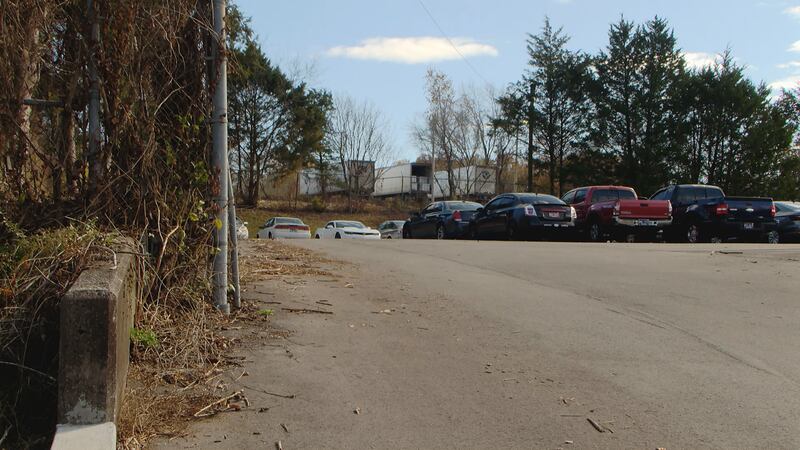Metro Police said one man has been arrested for robbing a family that came to this Nashville...